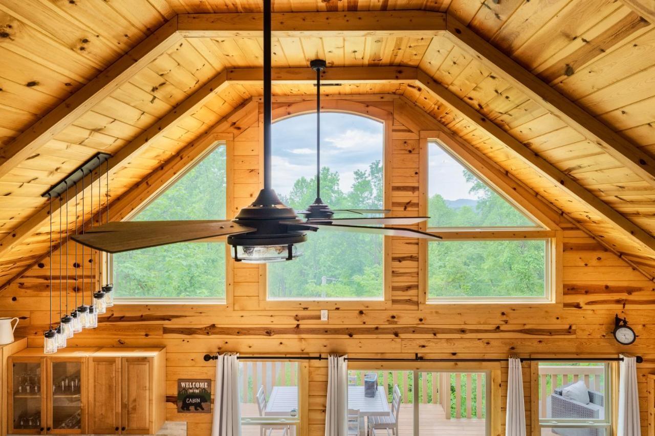 Mountainside - New Luxury Cabin-Fire Table-Hot Tub-3 Pools-Ps5-Bears Gatlinburg Luaran gambar