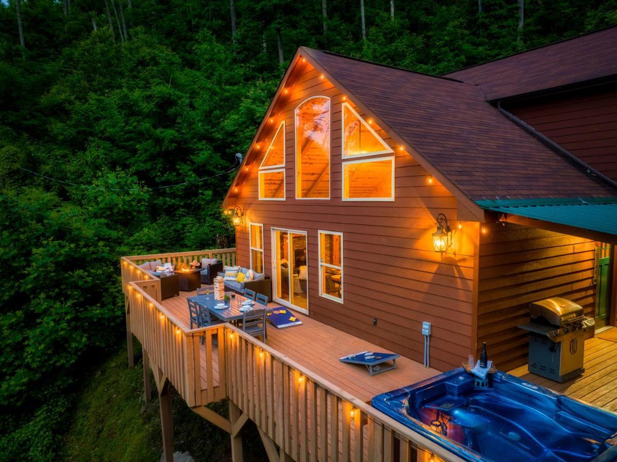 Mountainside - New Luxury Cabin-Fire Table-Hot Tub-3 Pools-Ps5-Bears Gatlinburg Luaran gambar