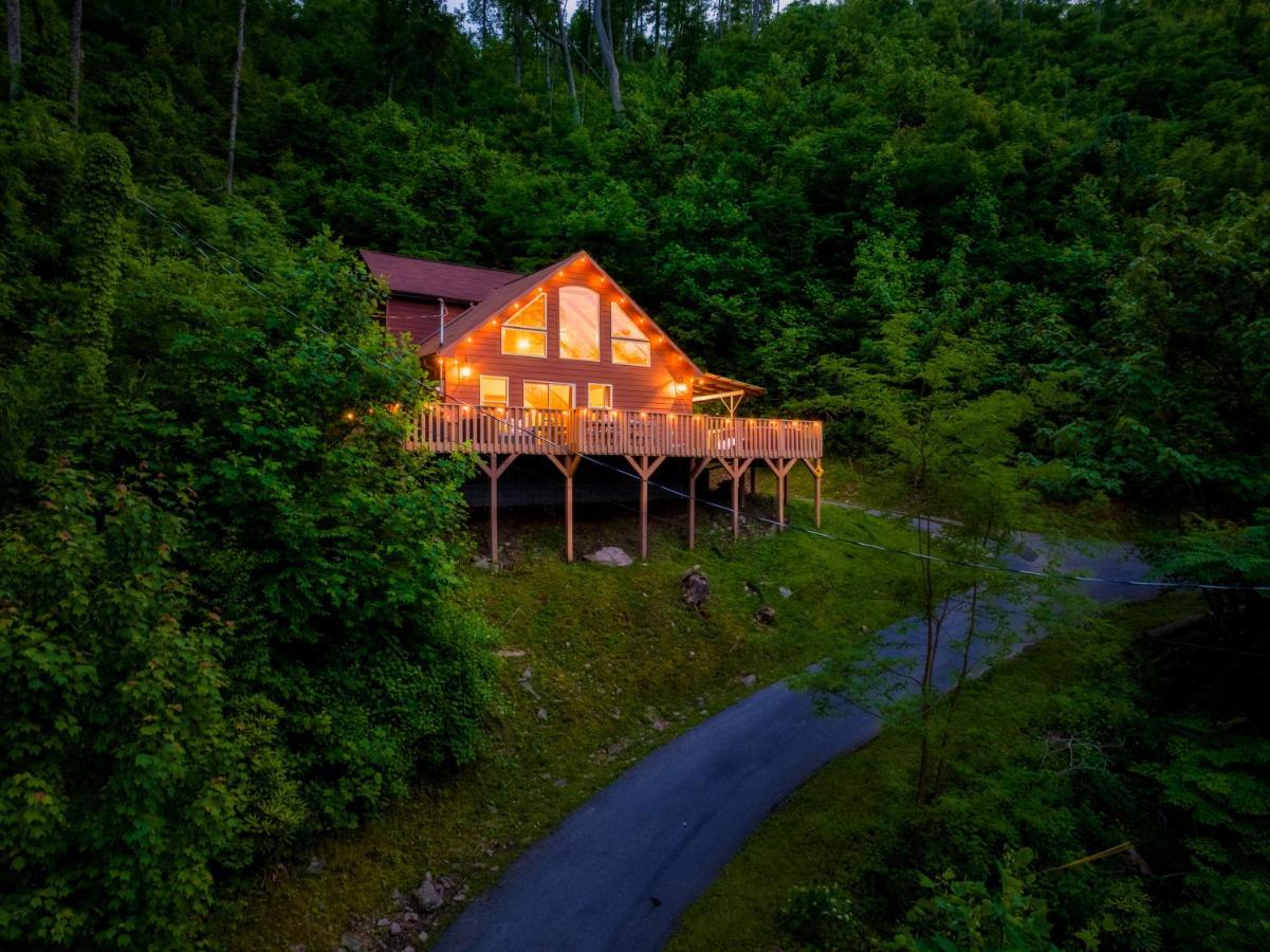 Mountainside - New Luxury Cabin-Fire Table-Hot Tub-3 Pools-Ps5-Bears Gatlinburg Luaran gambar
