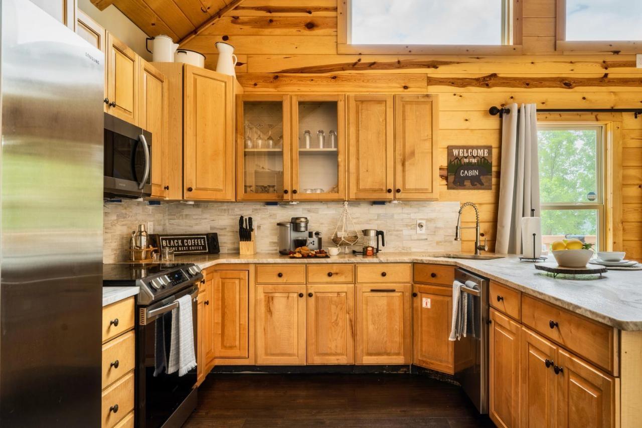 Mountainside - New Luxury Cabin-Fire Table-Hot Tub-3 Pools-Ps5-Bears Gatlinburg Luaran gambar